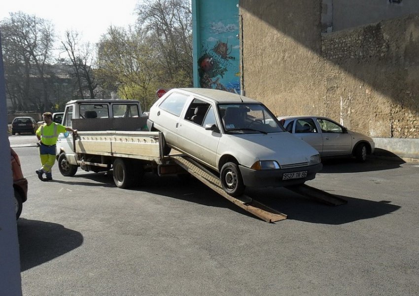 Охота на асфальте: эвакуаторный бизнес превратил автомобилистов в жертв