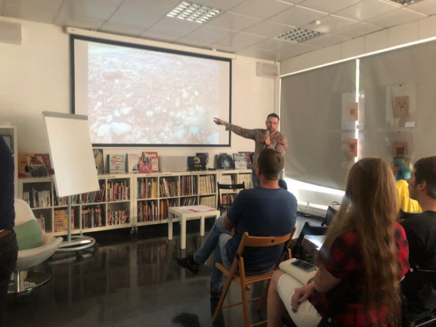Почему кубинцы не любят русских и как они живут без интернета: В РГБМ прошла лекция о жизни на Кубе