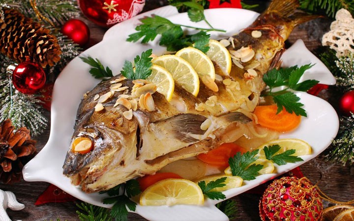 Как накрыть стол на Новый 2019 год