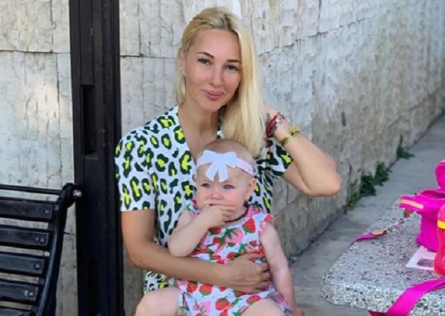 Лера Кудрявцева места себе не находит – переживает за свою малышку