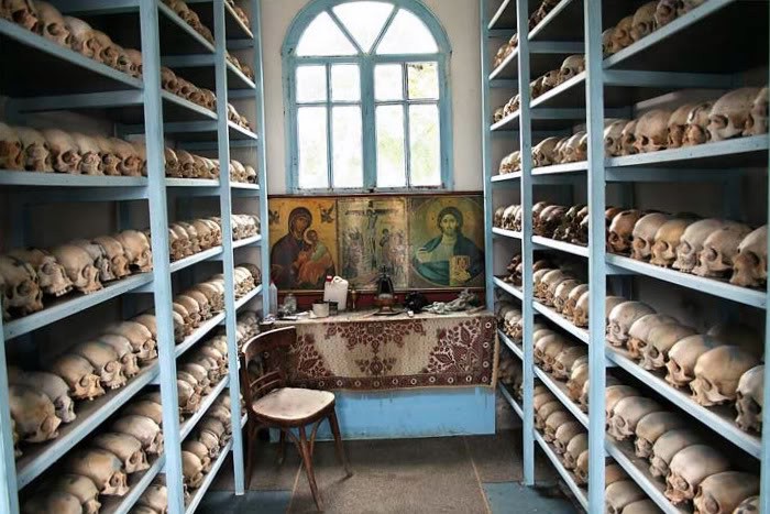 Храмы на костях: Христианские оссуарии (костницы) Храмы на костях: Христианские оссуарии (костницы)