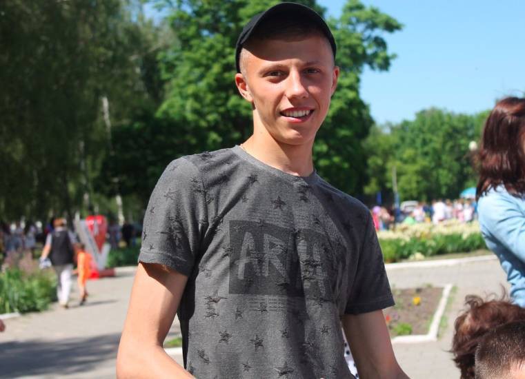 Подросток впал в кому после избиения пьяным полицейским в Брянской области