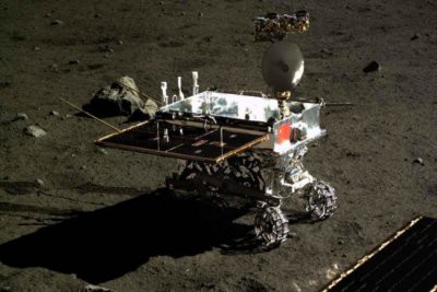 На обратной стороне Луны обнаружена загадочная слизь