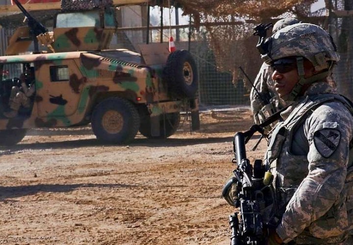 СМИ: база США в Ираке подверглась обстрелу