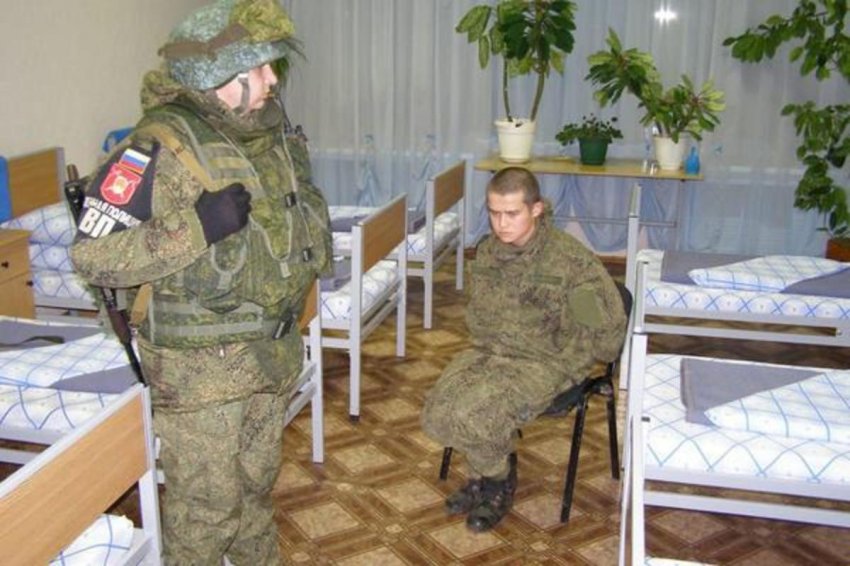Рамиль Шамсутдинов расстрелял сослуживцев за издевательства по-национальному признаку