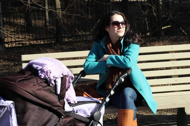 Сколько можно гулять с новорожденным осенью, зимой и летом? Сколько можно гулять с новорожденным осенью, зимой и летом?