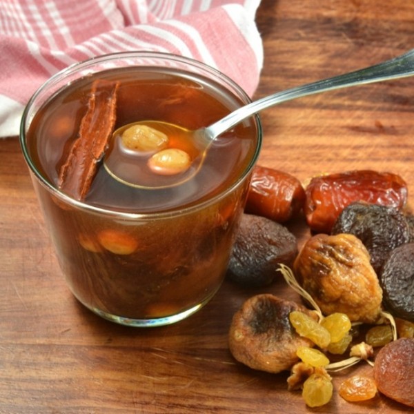 Чем кормить ребенка при поносе: 4 группы запрещённых продуктов и советы педиатра