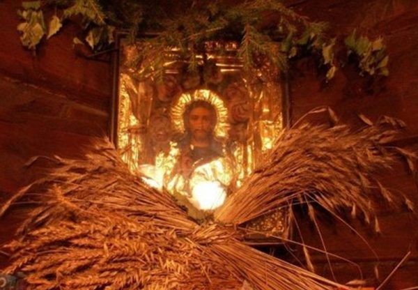 История праздника медовый спас – переплетение в нём христианских и языческих традиций