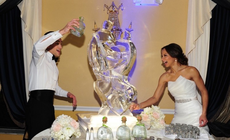 Ледяные скульптуры на свадьбу — свадебные советы Ледяные скульптуры на свадьбу — свадебные советы