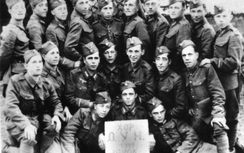 Немецкие диверсанты, переодетые в советскую военную форму, сыграли важную роль во многих военных операциях