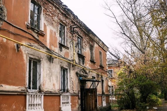 Россиянина поймали и принудили заселиться в новое жилье