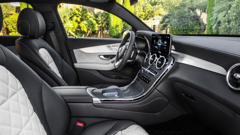 Кроссовер Mercedes GLC Coupe появится в автосалонах России в 2020 году