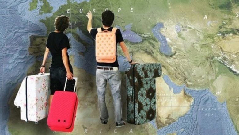 К рассказам эмигрантов нужно относиться достаточно критически