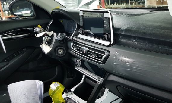 Появились первые снимки новой Kia Seltos российской сборки