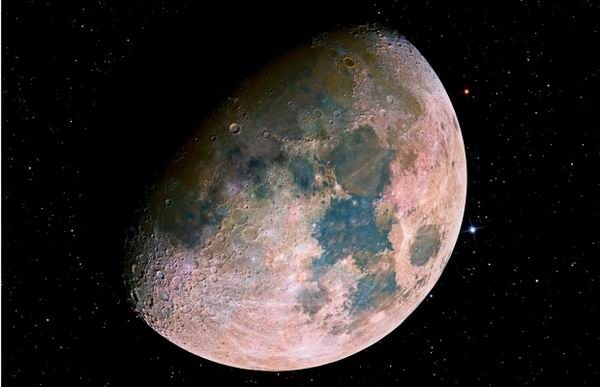 ТОП-7 теорий заговора и их мировые последствия