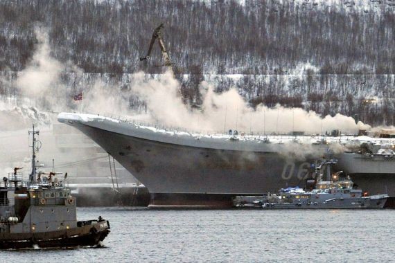 Пожар на крейсере «Кузнецов» тушили 15 часов