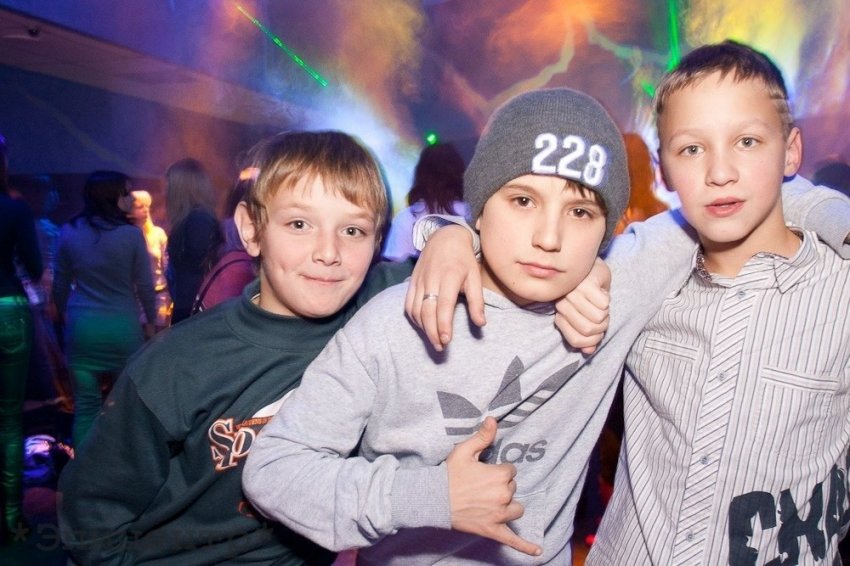 Метаморфозы молодёжи: хроники "взросления" детей