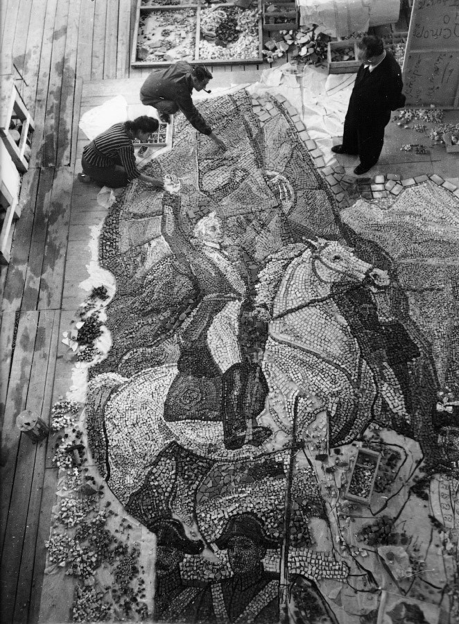 Как строились подземные дворцы социализма