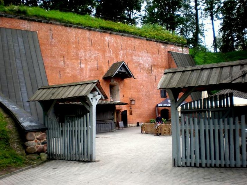 Звезда Балтики — крепость Юрьев