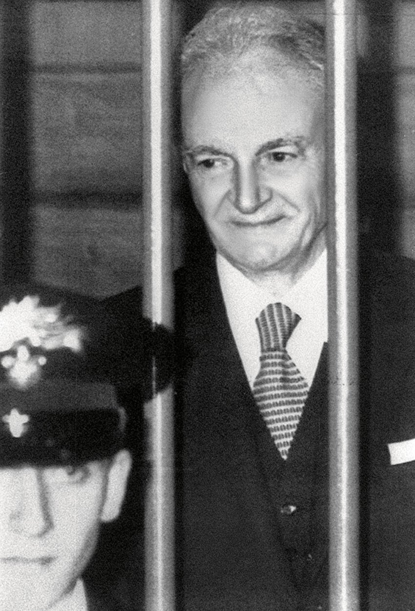 Ватиканский Банк повязан с итальянской мафией и тайными обществами