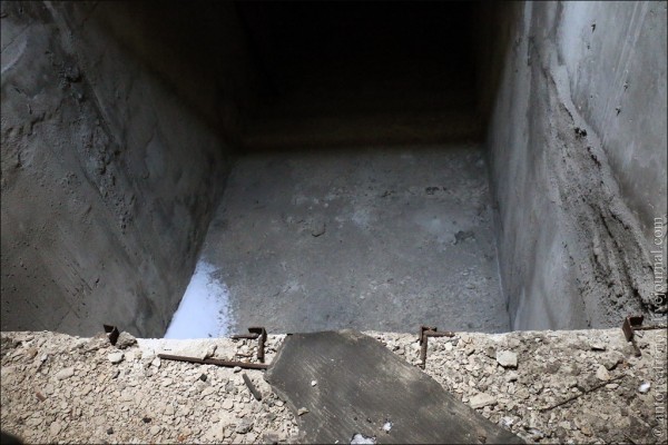 Заброшенный умбоозерский рудник и следы высокоразвитой цивилизации Заброшенный умбоозерский рудник и следы высокоразвитой цивилизации