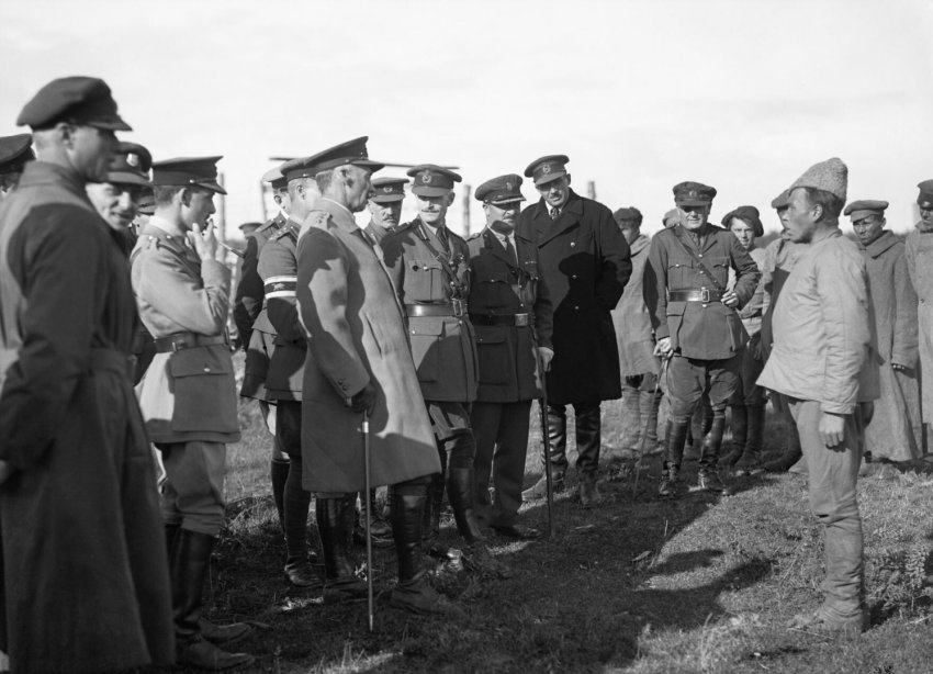 «Лекарство» для большевиков: британское химическое оружие на севере России