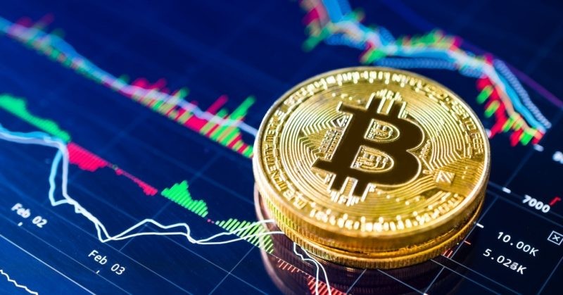 Прогнозы на курс биткоина на 2020 год: криптовалюта обвалилась почти в 2 раза на фоне коронавируса