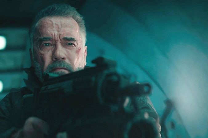 Арнольд Шварценеггер vs Promobot: экс-губернатор Калифорнии подал в суд на российскую компанию
