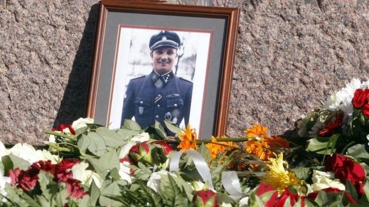 Отменено шествие фанатов «Ваффен СС», проблемы остались Отменено шествие фанатов «Ваффен СС», проблемы остались