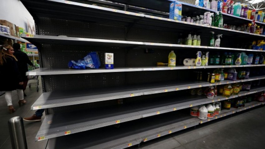 Уильям Энгдаль: кто и зачем скармливает миру «вирусную истерию?