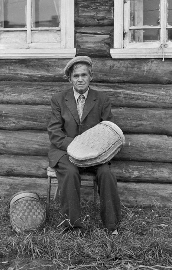 Последнее поколение мастеров народных промыслов Русского Севера Последнее поколение мастеров народных промыслов Русского Севера