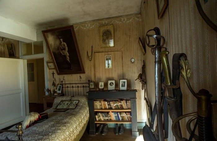 Обнаружена замурованная комната офицера, погибшего 100 лет назад Обнаружена замурованная комната офицера, погибшего 100 лет назад
