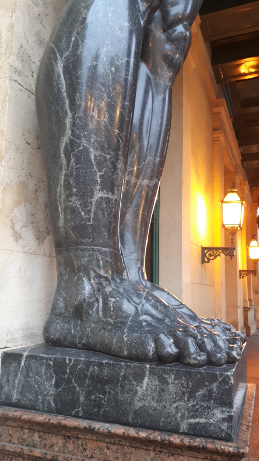 Атланты. Версия.