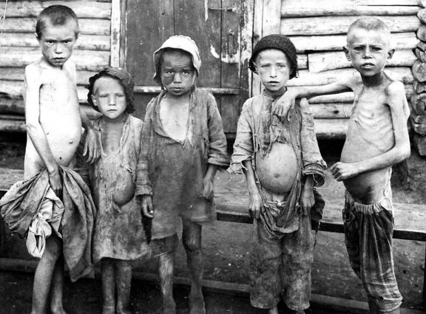 Взгляд сквозь время: Голод и раскулачивание в советской России 20-30-е годы