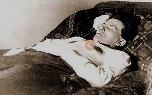 Самоубийство Маяковского оказалось случайным выстрелом Самоубийство Маяковского оказалось случайным выстрелом