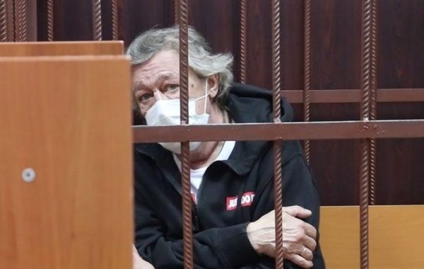Ефремов отказался извиняться перед семьей погибшего в ДТП мужчины