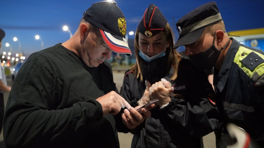 Сбежавший в Россию полицейский обличил правоохранительную систему США