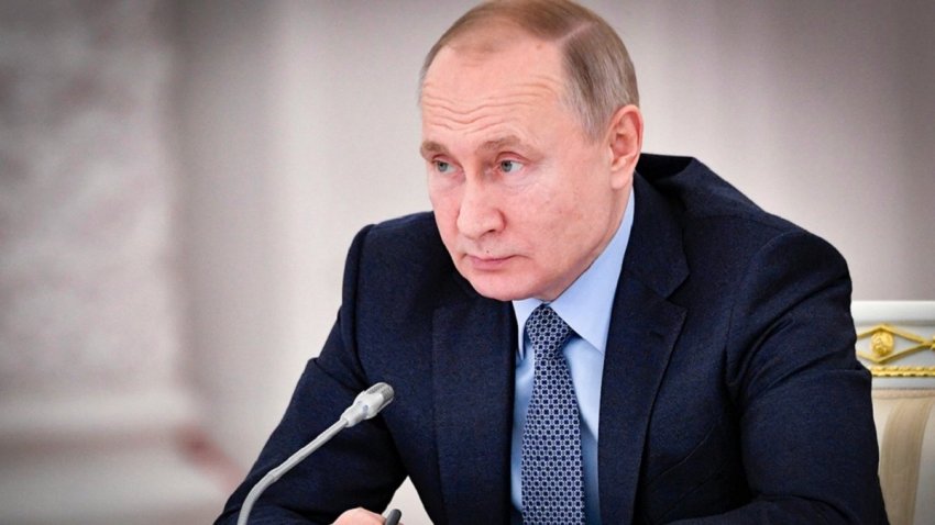 Песков рассказал, где и с кем Путин будет встречать Новый 2021 год
