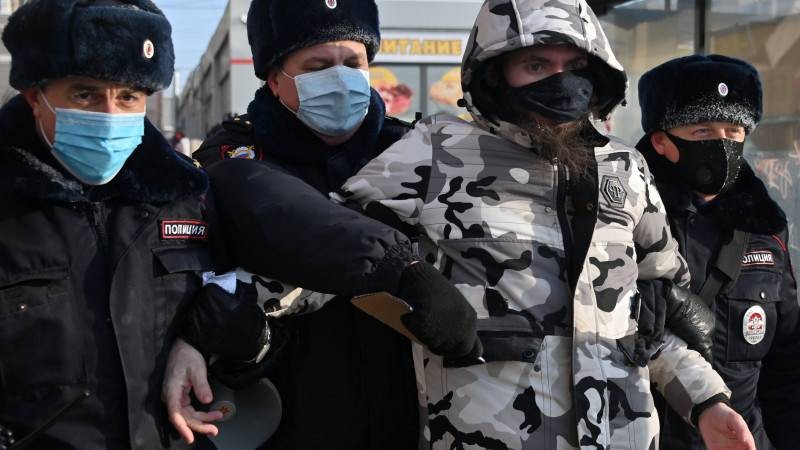 Правительство собирается изменить правила проведения митингов в России Правительство собирается изменить правила проведения митингов в России