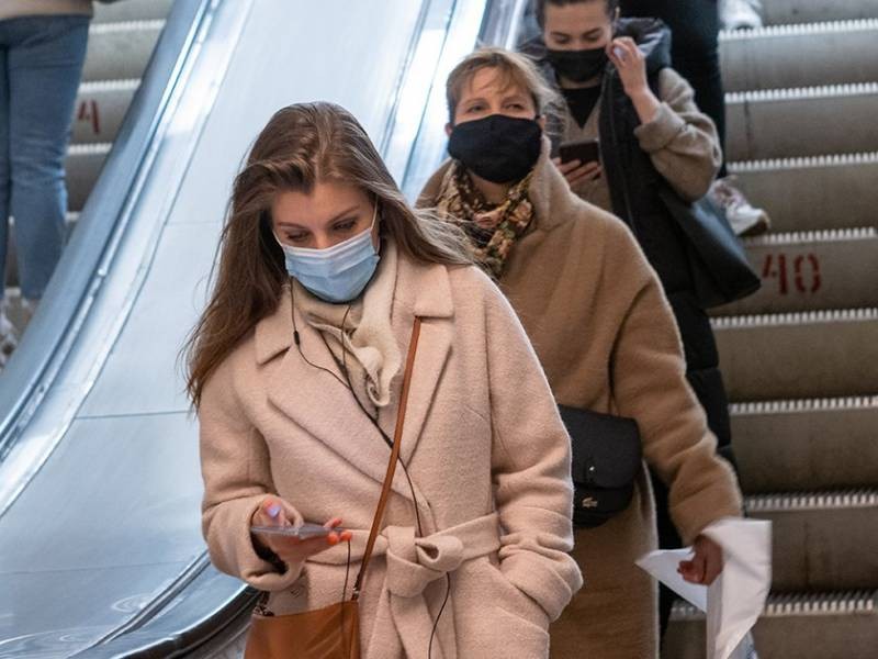У россиян похищают личную информацию через приложения в смартфонах У россиян похищают личную информацию через приложения в смартфонах