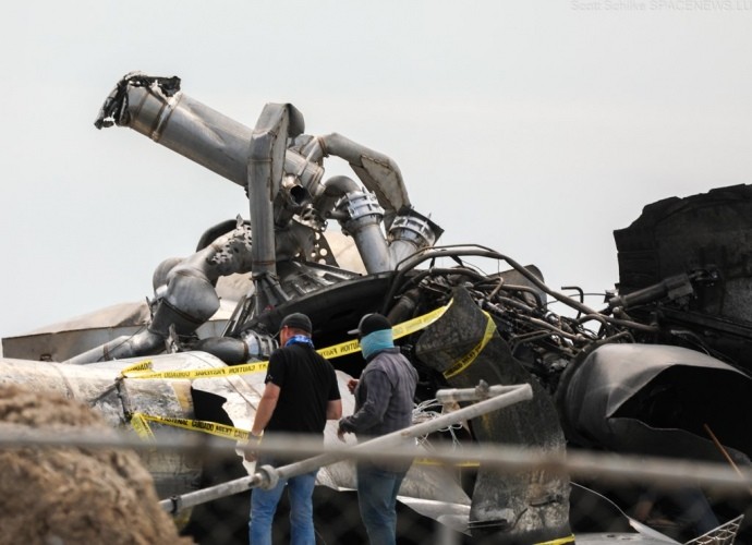 Прототип космического корабля Starship взорвался после успешного испытания