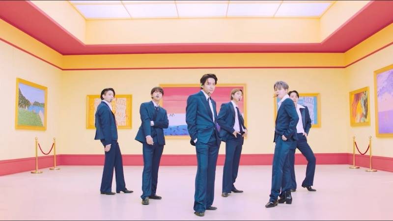 Участники южнокорейской группы BTS были включены в Книгу рекордов Гиннесса