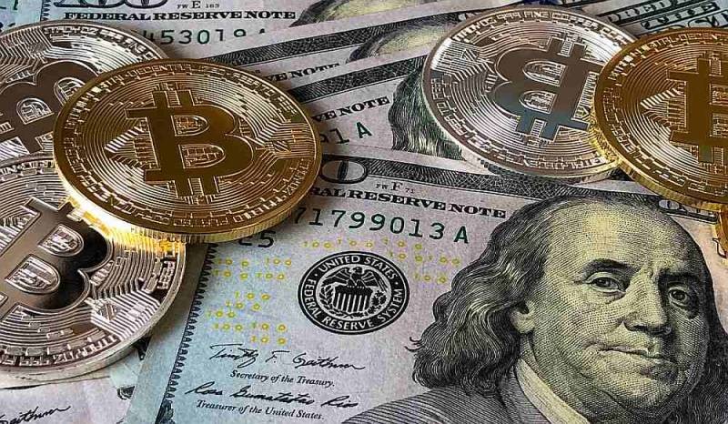Может ли в будущем биткоин заменить американский доллар