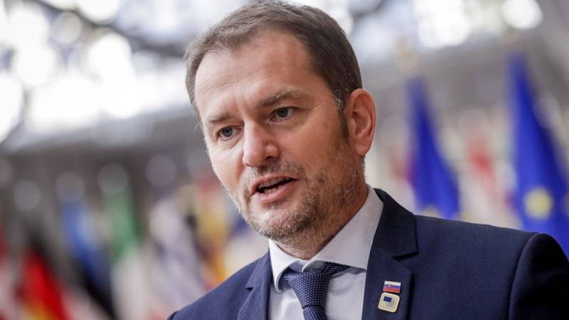 Словакия угрожает России публикацией договора о покупке вакцины «Спутник V» Словакия угрожает России публикацией договора о покупке вакцины «Спутник V»