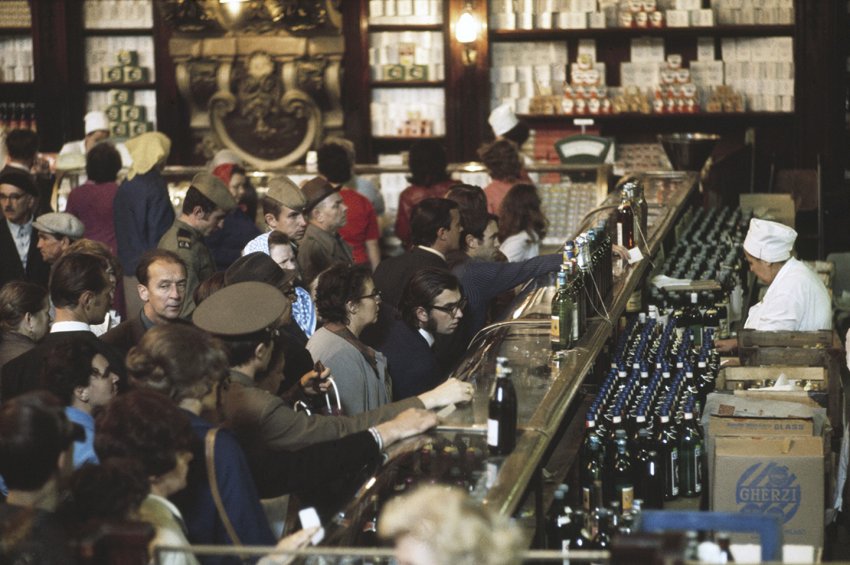 Товарный дефицит в СССР, почему не хватало еды