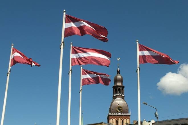 Почему Белоруссия высылает дипломатов Латвии со своей страны в 2021 году