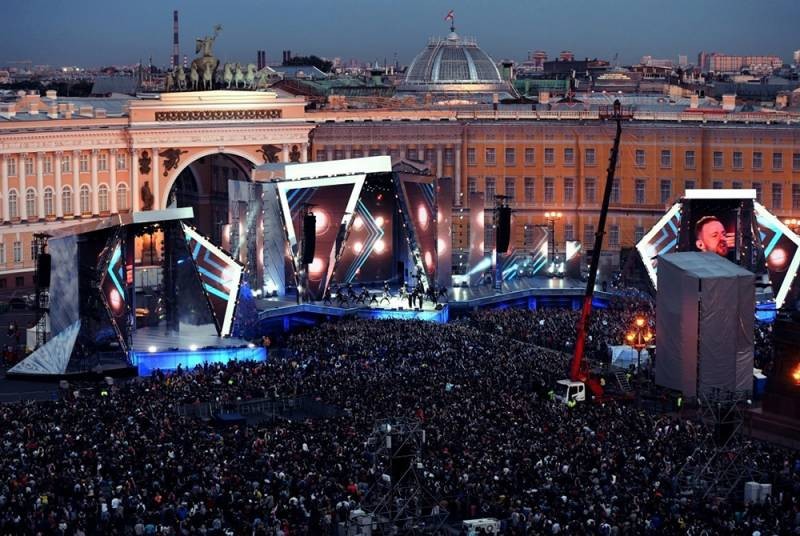 «Звезды белых ночей 2021», а также другие фестивали и мероприятия в период белых ночей в Санкт-Петербурге