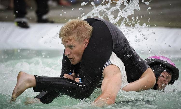 Не совсем обычные соревнования, которые проходят в разных странах мира