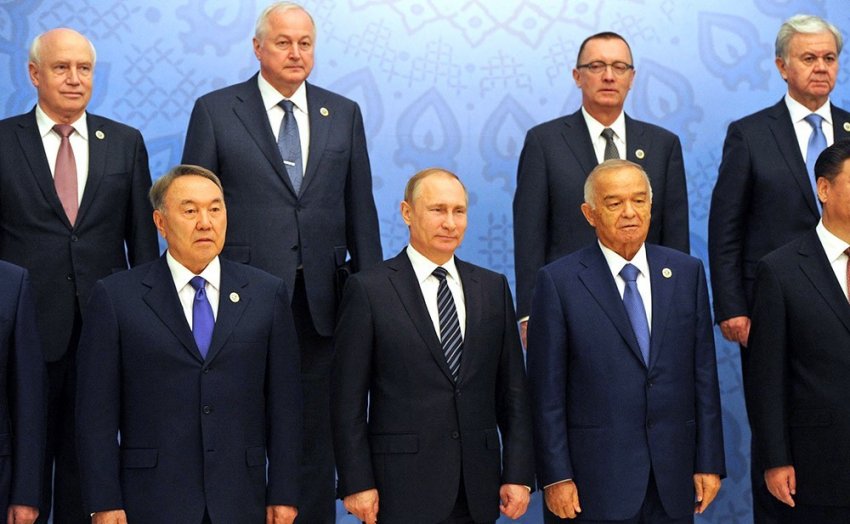 Сколько получают президенты разных стран?