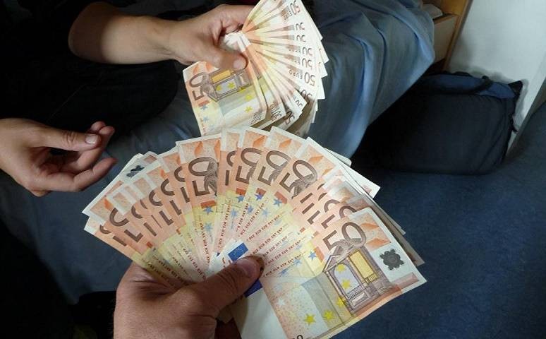 В Германии можно просто так получать ежемесячно 1200 евро